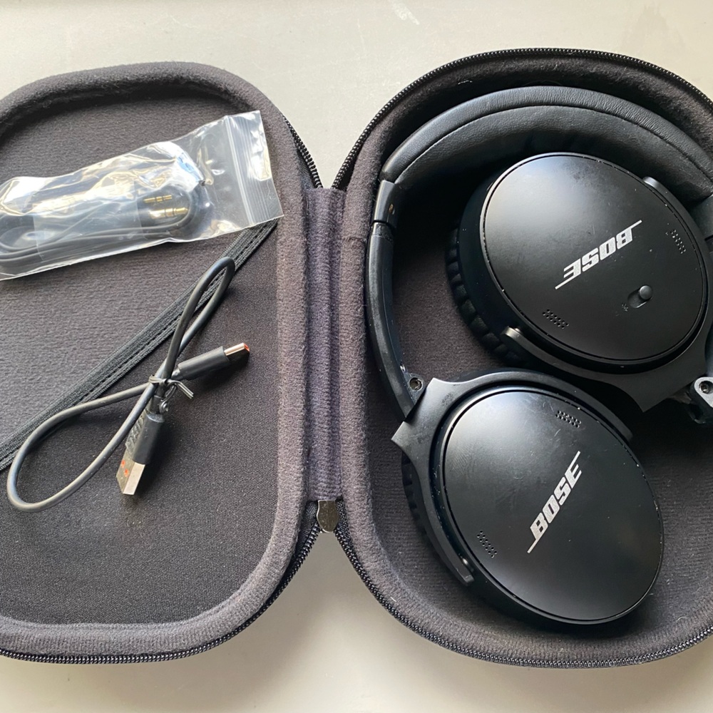 Bose Quietcomfort 45 Wireless Noise Canceling Headphones